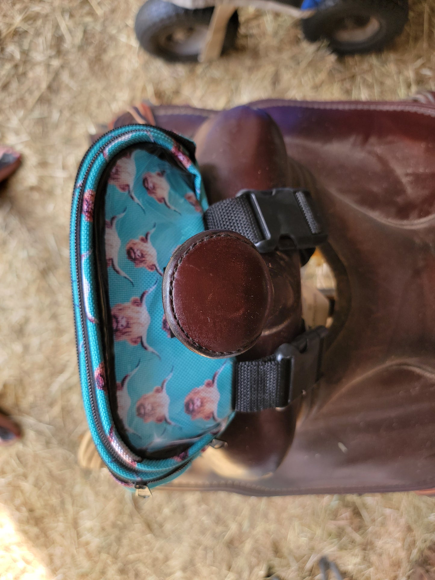 Pommel Packs